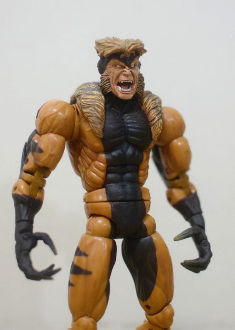 Marvel legends Sabertooth| Series 5 (Category: Figurines & Statues) located in Malabon City. Submitted by jaopelaez (Listing ID 1466133930, Image 2). Description: For Sale Sabertooth Marvel Legends Series 5 Toy biz Location: Caloocan City Payment: Gcash Shipping: LBC or Lalamove Feel free to send a pm for more details. Magandang araw, salamat! :).