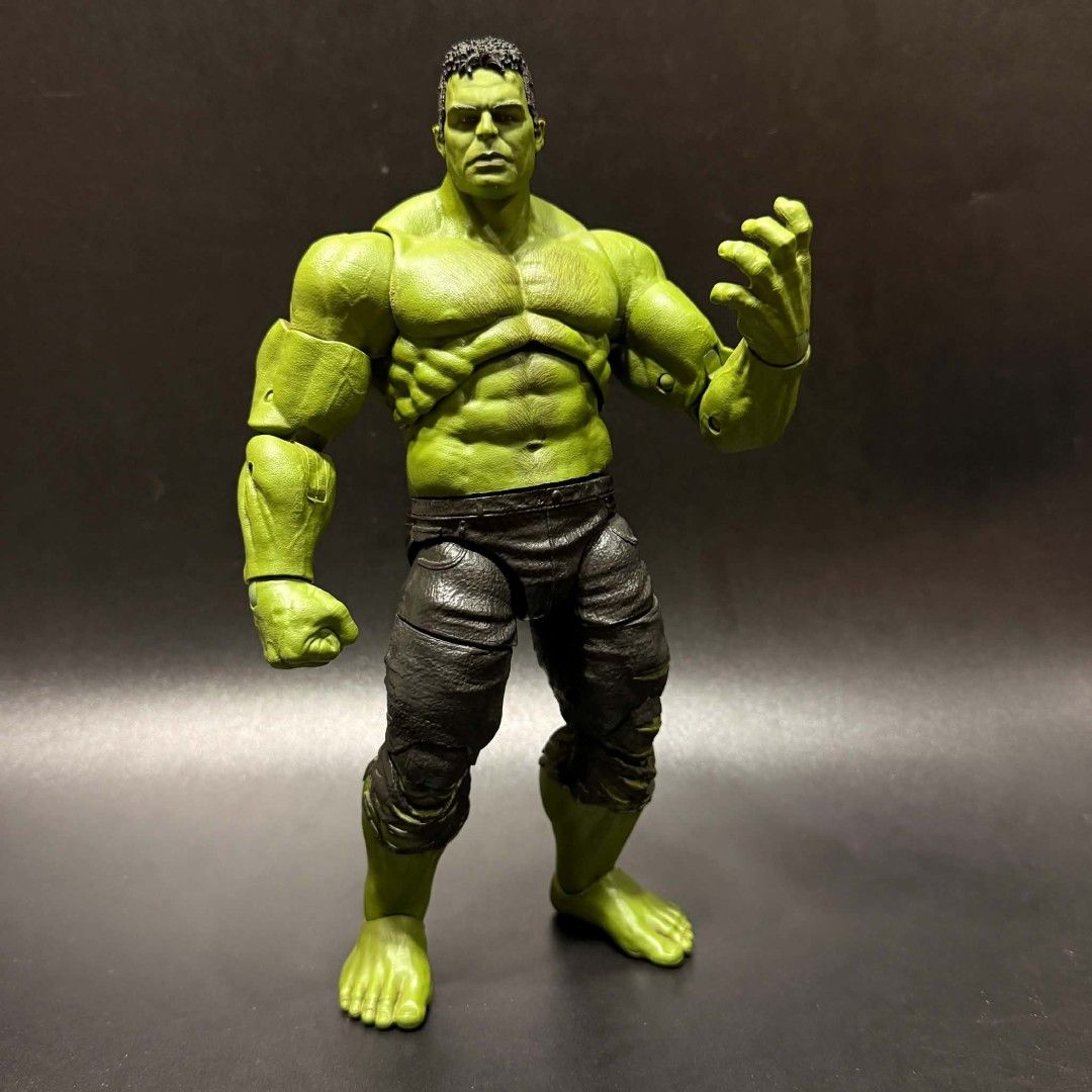 Marvel Legends Smart Hulk BAF (Category: Action & Battle Toys) located in Caloocan City. Submitted by wip_toy_store (Listing ID 1465999515, Image 1). Description: What you see is what you get.