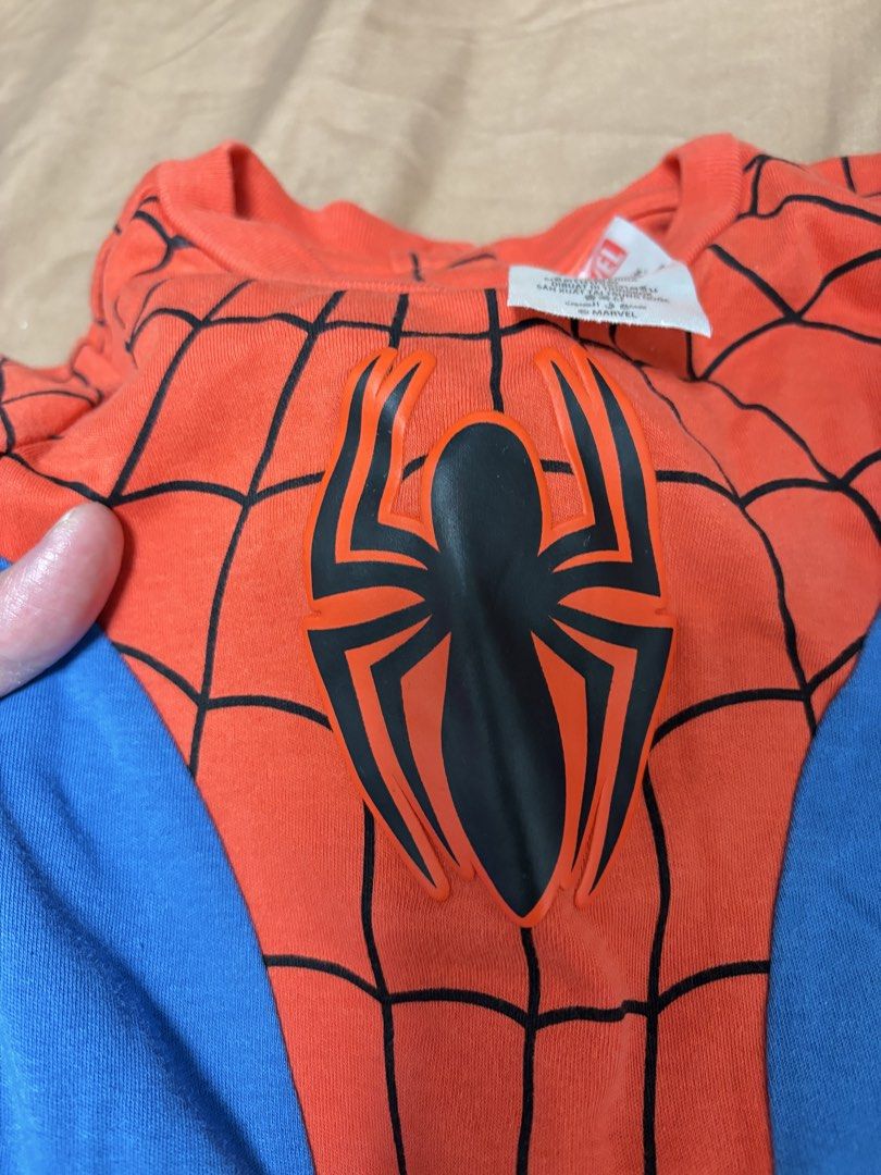 Marvel Spider-Man Baby Romper with Hat Size 12-18M (Category: Babies & Kids Fashion) located in Taguig. Submitted by sabbybunny (Listing ID 1466082906, Image 3). Description: - Authentic Marvel Spider-Man romper and matching hat set bought from HKDL - Size: 12-18 months (up to 86 cm, 11 kg) - Material is soft and comfortable cotton fabric - Convenience: Snap buttons along the inseam for quick and easy diaper changes - Mode of Payment: GCash or BP