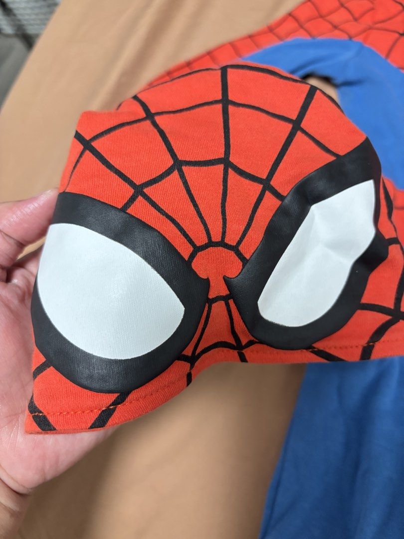 Marvel Spider-Man Baby Romper with Hat Size 12-18M (Category: Babies & Kids Fashion) located in Taguig. Submitted by sabbybunny (Listing ID 1466082906, Image 2). Description: - Authentic Marvel Spider-Man romper and matching hat set bought from HKDL - Size: 12-18 months (up to 86 cm, 11 kg) - Material is soft and comfortable cotton fabric - Convenience: Snap buttons along the inseam for quick and easy diaper changes - Mode of Payment: GCash or BP