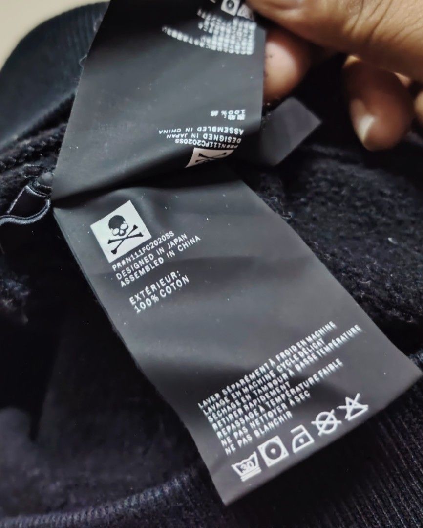 MASTERMIND (Category: Coats, Jackets and Outerwear) located in Polomolok. Submitted by gladymae89147 (Listing ID 1465994383, Image 3). Description: SIZE:LARGE MENS NO ISSUE AS NEW CONDITION.