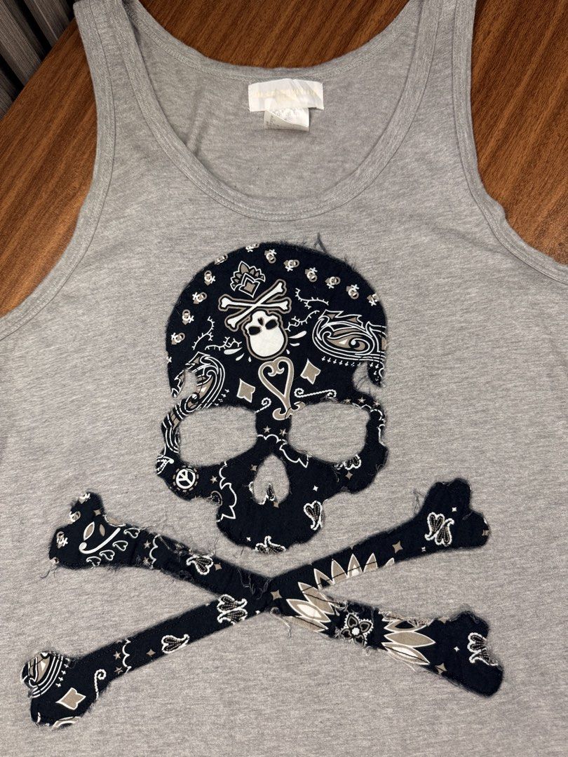 Mastermind Japan (Category: Activewear) located in Bulacan. Submitted by jomar_0705 (Listing ID 1466151097, Image 3). Description: Mastermind Japan Tanktop Medium on tag W18 L25.5 As new No issue.