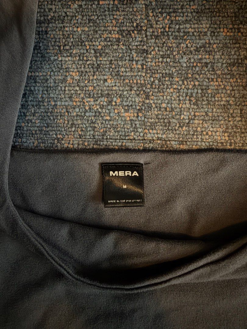 mera arya tank top grey (Category: Sleeveless) located in Rizal. Submitted by wornbyparis (Listing ID 1466042849, Image 3). Description: .