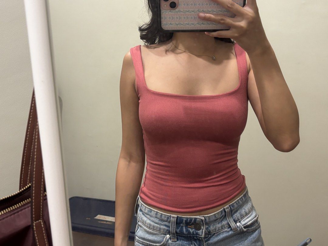 Mera pink square neck tank top (Category: Sleeveless) located in Paranaque City. Submitted by domisclosett (Listing ID 1466092326, Image 2). Description: - Color: Pink - Style: Fitted cropped tank top with square neckline and thick straps loc: parañaque/muntinlupa area mop: gcash, maribank, gotyme mod: lalamove or j&t, sf c/o buyer.