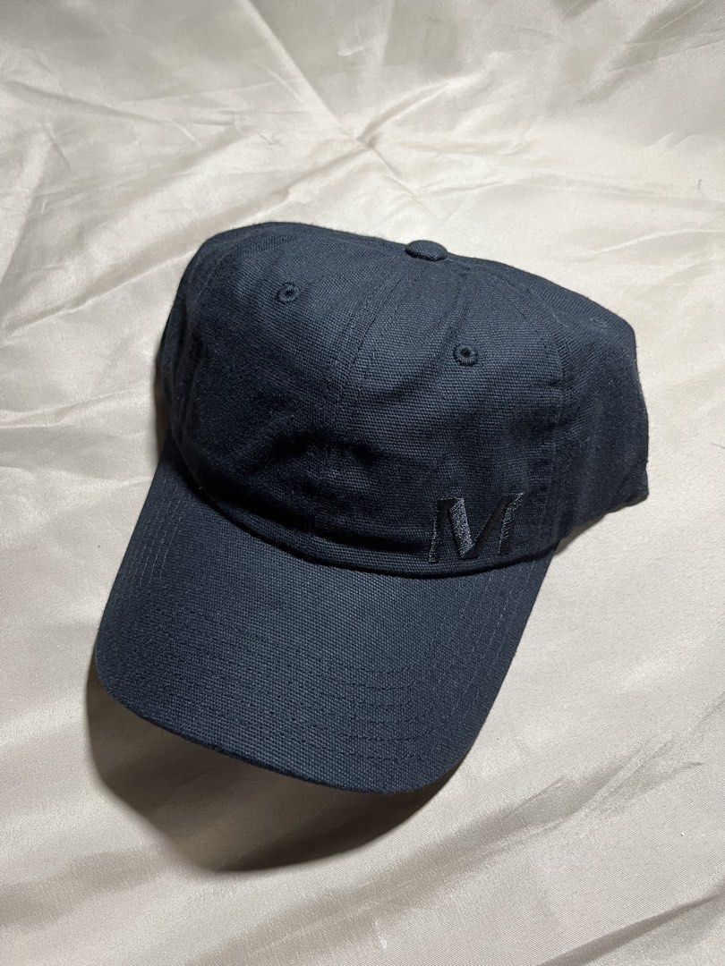 MERRELL TRIPLE BLACK (Category: Caps & Hats) located in Quezon City. Submitted by headline. (Listing ID 1466113515, Image 1). Description: MERRELL HAT TRIPLE BLACK EXCELLENT CONDITION FOR ONLY:850php +SHIPPING FEE.