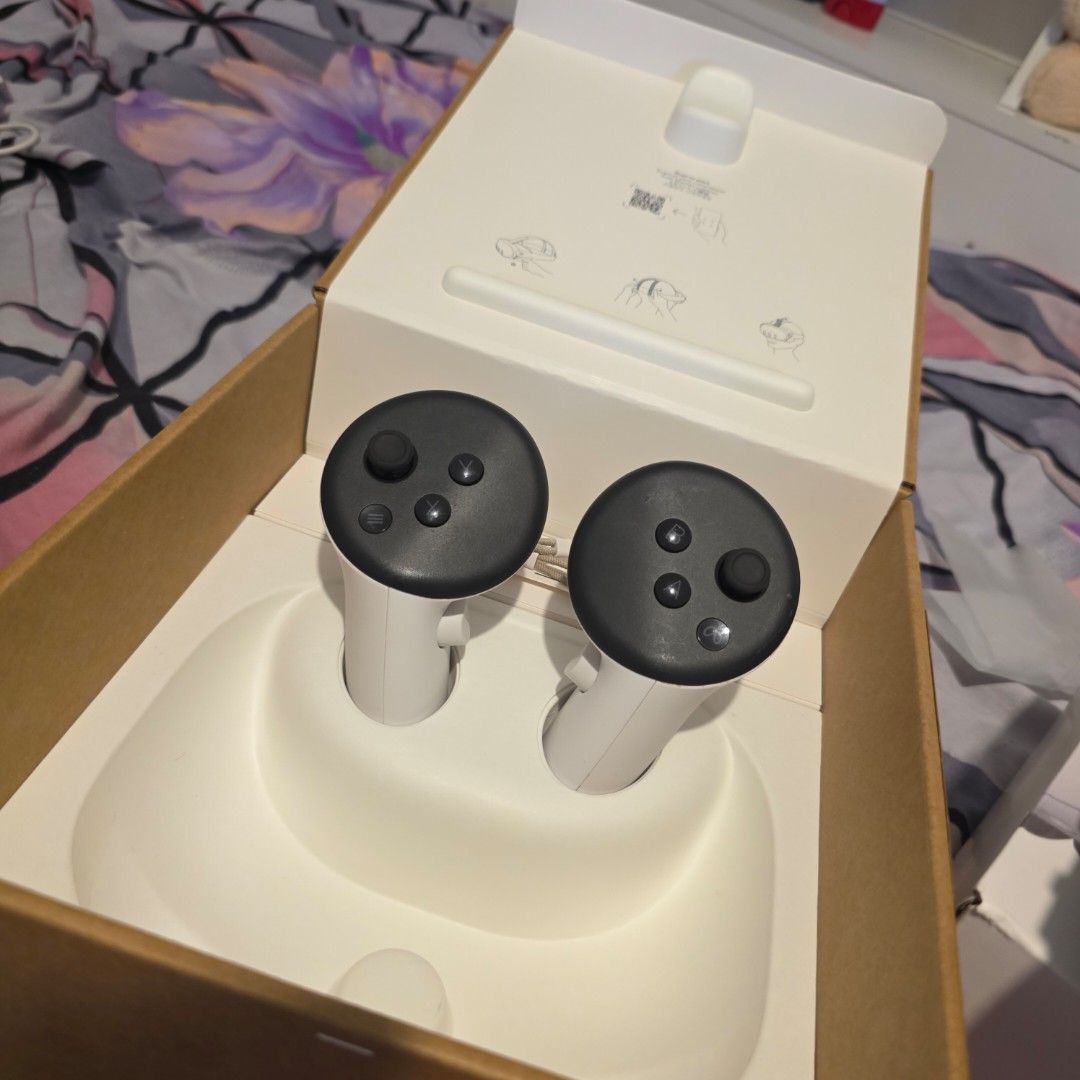 Meta Quest 3 VR Headset (512GB Storage / 8GB RAM) (Category: Others) located in Manila. Submitted by olivertorr68046 (Listing ID 1466044006, Image 3). Description: Meta Quest 3 VR Headset (512GB Storage / 8GB RAM) + Free BOBOVR Battery Strap Upgrade Price: ₱34,000 PHP (Slightly Negotiable) Condition: Excellent / Very Clean (6 months of careful, light use) Location: Parañaque Area What’s Included: • Meta Quest 3 VR Headset (512GB) SET • Upgrade: B