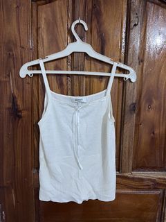 (Category: ) located in . Submitted by gbwardrobe (Listing ID 1466097889, Image 1). Description: .