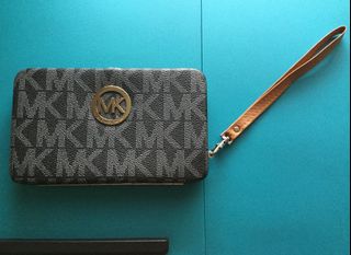(Category: ) located in . Submitted by 88tinkers.trove (Listing ID 1466024004, Image 1). Description: .