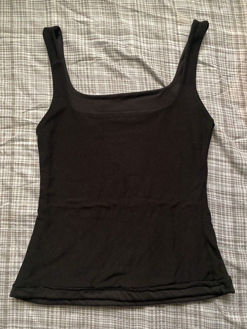 Michi Black Squareneck Sleeveless Top (Category: Sleeveless) located in Quezon City. Submitted by lovedbytali (Listing ID 1466125965, Image 2). Description: size xs-s.