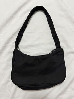 (Category: ) located in . Submitted by closetdept (Listing ID 1466063647, Image 1). Description: .