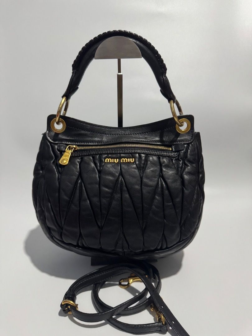 Miumiu Matelasse Lambskin Leather (Category: Luxury Bags & Wallets) located in Las Pinas. Submitted by coluxxexprelovedstreet1828 (Listing ID 1466141632, Image 2). Description: Authentic Miumiu Rank AB Minimal signs of use Guaranteed authentic Negotiable Detailed pics available upon request No to meet up Courier j&t, LBC (by schedule) Lalamove/grab around metromanila SF shoulder by buyer .