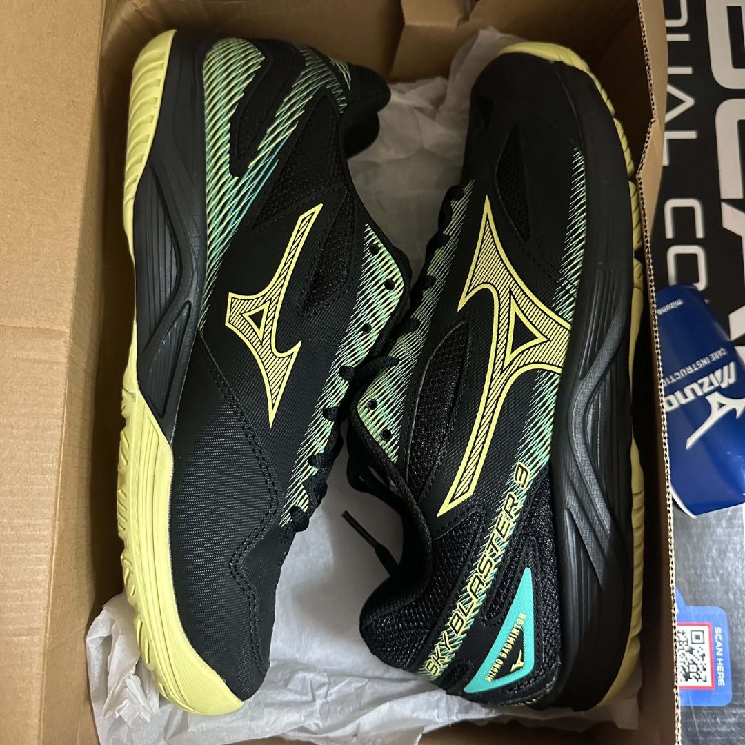 Mizuno Sky Blaster 3 Badminton Shoes Size 8 (Category: Other Sports Equipment and Supplies) located in Pasig City. Submitted by sriplace (Listing ID 1466029310, Image 3). Description: Mizuno Sky Blaster 3 Badminton Shoes UNISEX DAMAGED BOX SRP: 4889 71GA234532260.