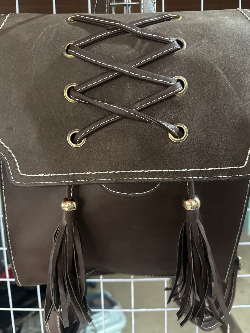 Mizzue back pack (Category: Backpacks) located in Caloocan City. Submitted by hariel_beverly_onlineshop (Listing ID 1466037528, Image 2). Description: No flaws L.