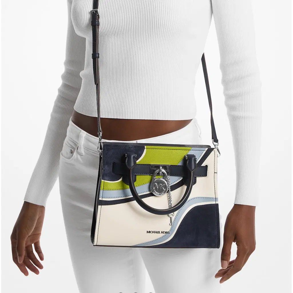 MK Hamilton Bag (Category: Cross-body Bags) located in Santa Cruz. Submitted by vendrenee (Listing ID 1466047918, Image 3). Description: .