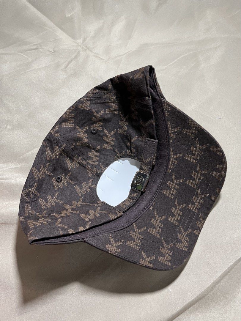 MK MICHAEL KORS (Category: Hats & Beanies) located in Quezon City. Submitted by headline. (Listing ID 1466116134, Image 2). Description: MICHAEL KORS AOP BROWN WOMEN EXCELLENT CONDITION FOR ONLY:1,250php +SHIPPING FEE.