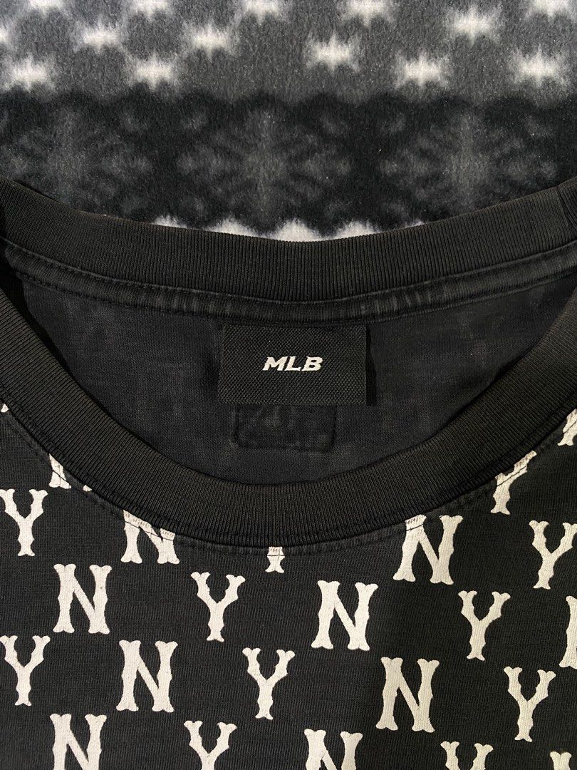 MLB (Category: Tshirts & Polo Shirts ) located in General Santos City (Dadiangas). Submitted by nokkie_thrift (Listing ID 1466134299, Image 3). Description: MLB (NY embriodered & AOP) Good condition Dimes 26x31 .