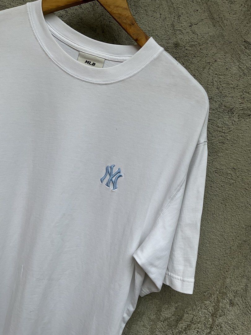 MLB tshirt New york yankees (Category: Tshirts & Polo Shirts ) located in Polangui. Submitted by thruftgineer (Listing ID 1466041775, Image 3). Description: -crispy -no crack prints.