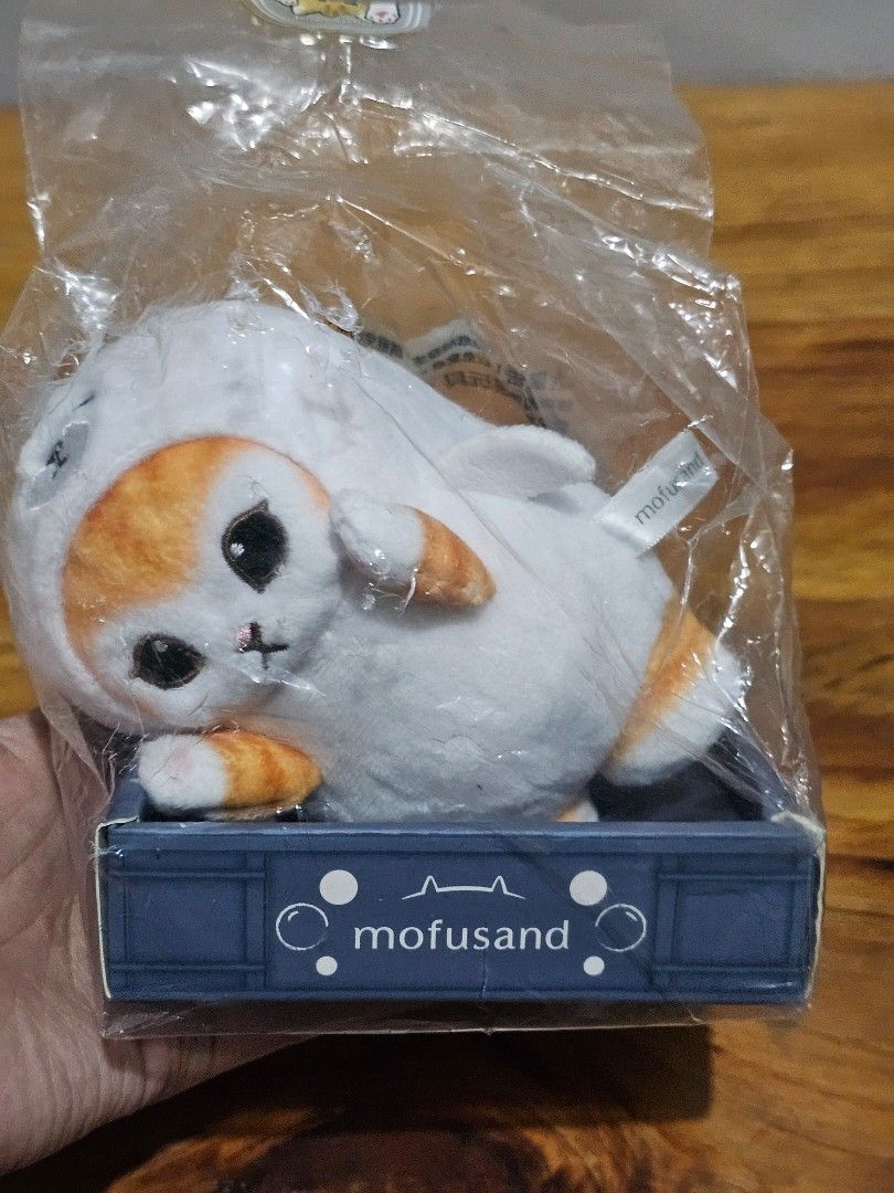 Mofusand Aquarium Seal Plush Charm (Category: Plushies & Soft Toys) located in Baguio. Submitted by thriftfinds_2600 (Listing ID 1466001602, Image 1). Description: mop: gcash mod: j&t .