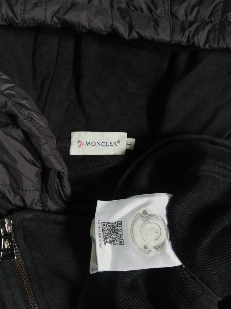 Moncler (Category: Announcements) located in Lingayen. Submitted by mjaymerin (Listing ID 1465972607, Image 3). Description: ▪️MONCLER ▪️DIMES:22/25 ▪️COLOR RATE:9.5/10 ▪️CONDITION:9.5/10 ▪️ISSUE:MINIMAL SCRATCH.