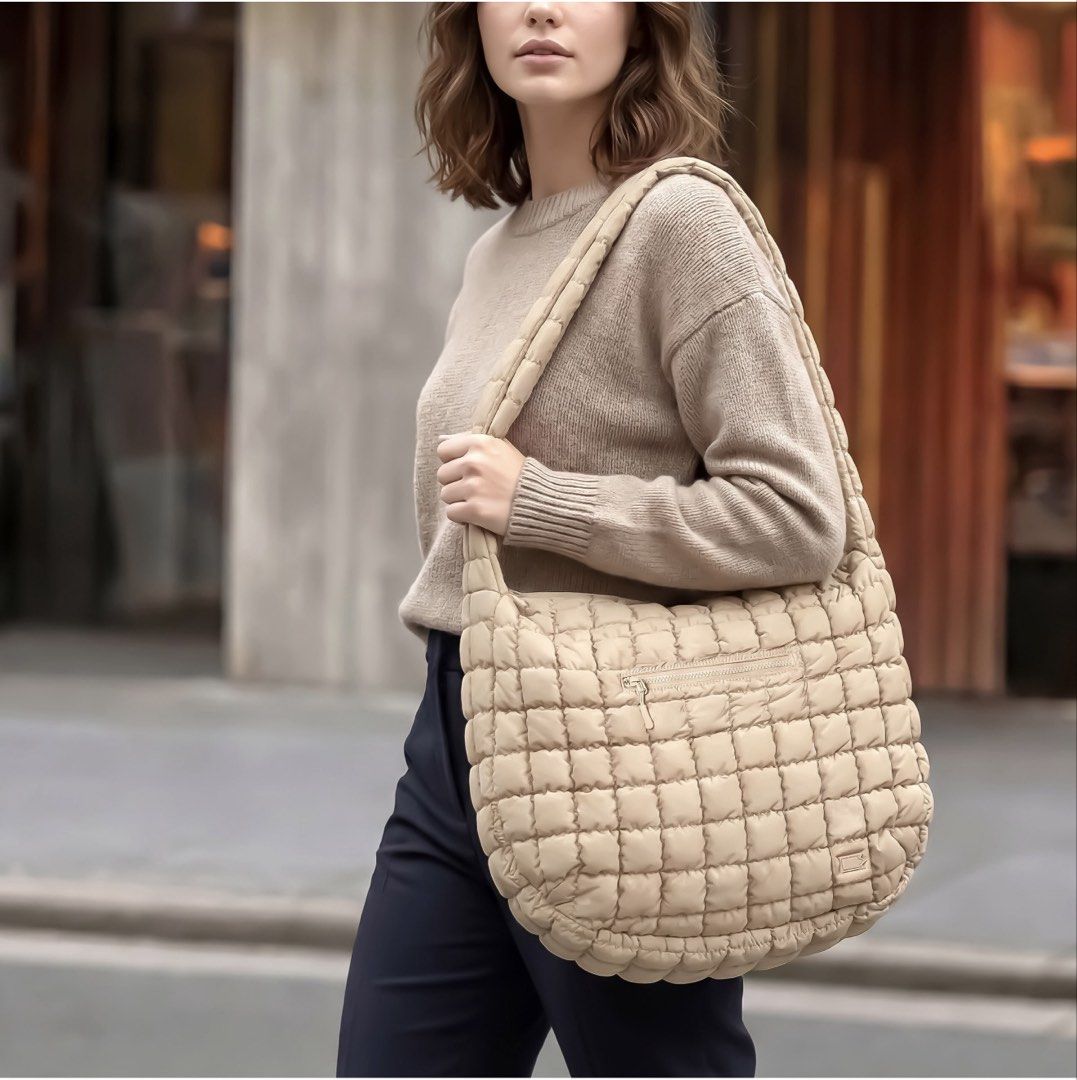 Mondetta Quilted zip Shoulder Bag Beige (Category: Shoulder Bags) located in Muntinlupa City. Submitted by peachonlineshop (Listing ID 1465971250, Image 1). Description: Mondetta ETa jan2027 pinas Features: GRS Certified recycled polyester fabric Lightweight construction for greater comfort Puffed and quilted texture Exterior zipped pocket Interior pouch pockets and zipped compartment Colours: black or beige Made in China Fabric Content: Outer fa