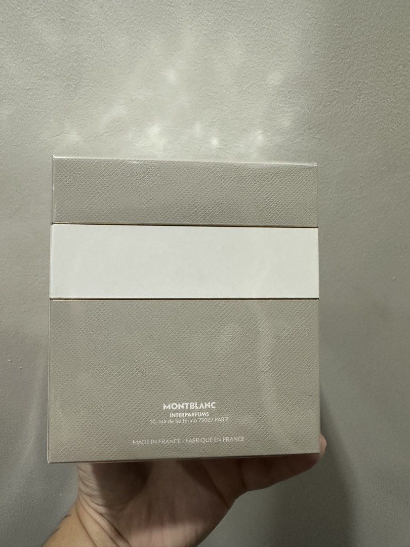 Montblanc Signature Eau De Parfum 90ml (Category: Fragrance & Deodorants) located in Bacolod City. Submitted by katayellow (Listing ID 1466036924, Image 2). Description: - Authentic Montblanc Signature Eau de Parfum - Generous 90ml / 3.0 fl. oz. bottle size - 100% brand new and factory-sealed in original packaging - Elegant textured beige box featuring a white center band and gold lettering - Expertly crafted in France by Interparfums - Pristine,