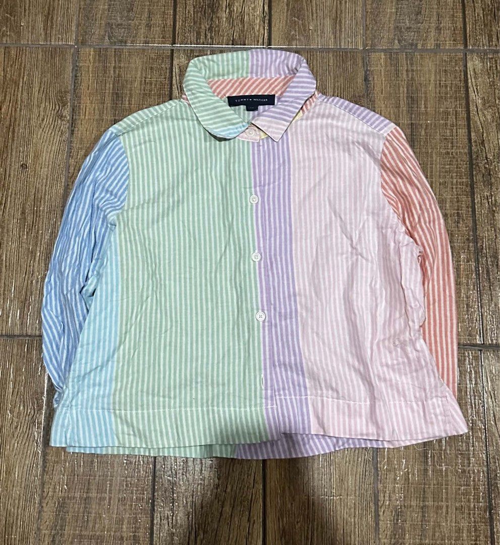 MULTICOLOR LONGSLEEVE (Category: Others Tops) located in Manila. Submitted by urban-vintage_2 (Listing ID 1466017381, Image 1). Description: ISSUE: NONE (NEED WASH) MOP :GCASH (NO COD) SHIP VIA: LALAMOVE & J&T LOCATION: PASIG CITY LENGTH: 18 WIDTH :20.