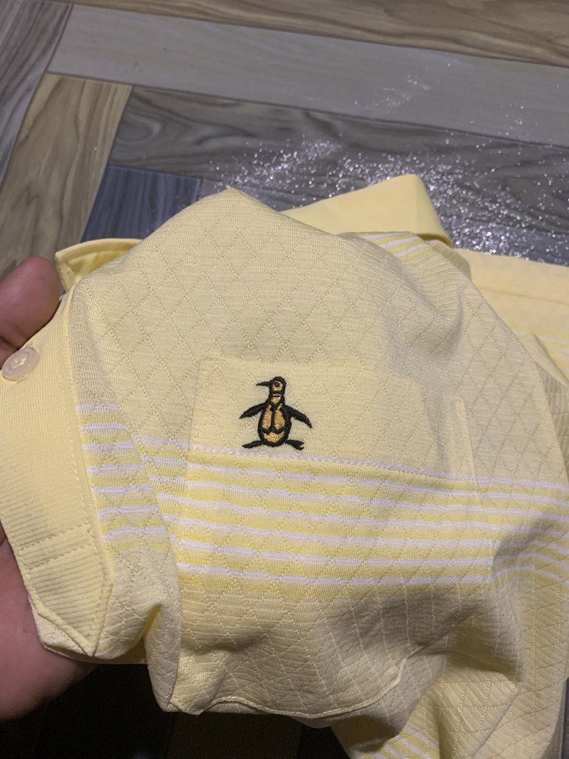 MUNSINGWEAR POLO SHIRT (Category: Tshirts & Polo Shirts ) located in Kapalong. Submitted by ac_thrift (Listing ID 1466099019, Image 3). Description: MUNSINGWEAR POLO SHIRT Size: LL Dimes: W22.5 x L28 Color rate: 10/10 Condition: Excellent/ Good as new MoP: Gcash Location: Mindanao, Davao del Norte, Kapalong, 8113.