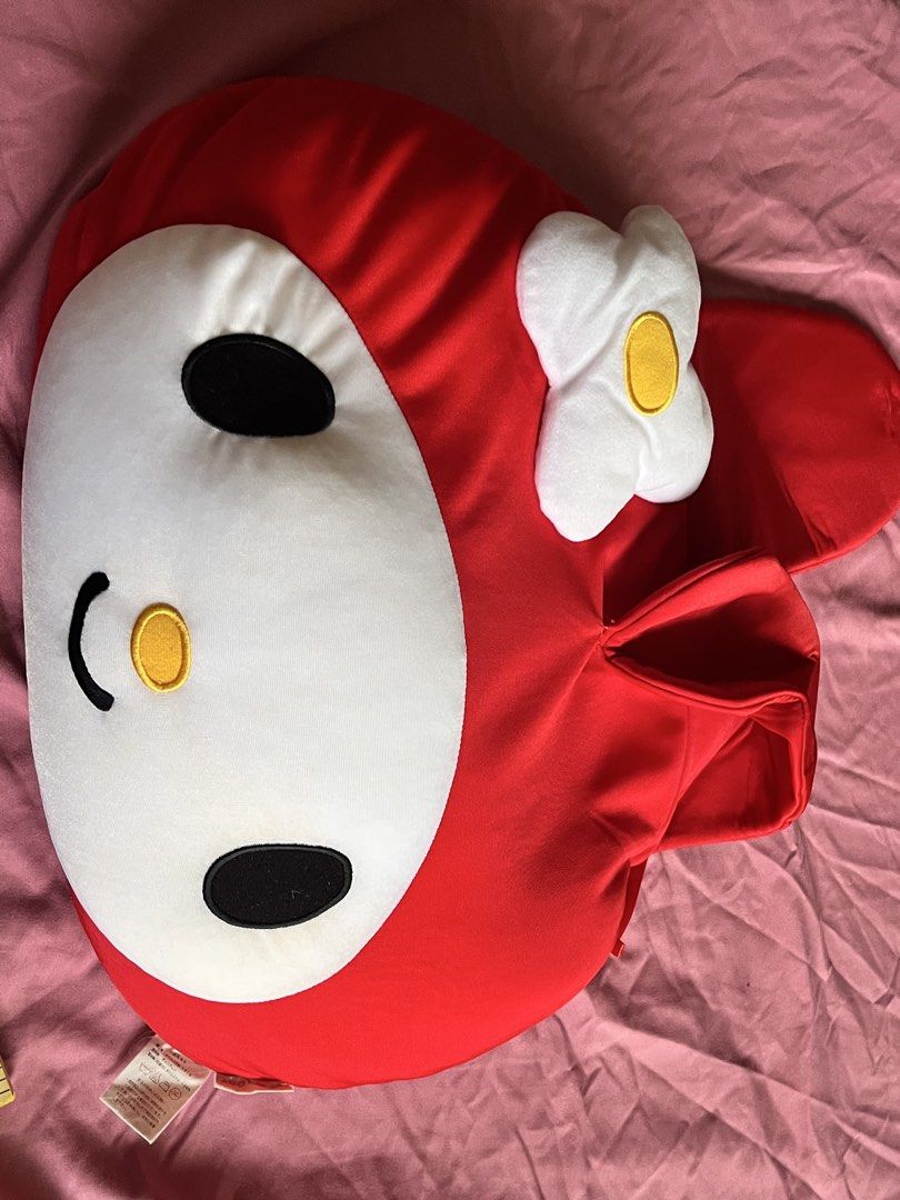 My melody chair cushion plush (Category: Plushies & Soft Toys) located in Paranaque City. Submitted by bonsaiart (Listing ID 1465983784, Image 2). Description: Pre owned Good condition Soft Beads like stuffing 950+sf Payment via gcash or paymaya Shipping via j&t No to cod/ cop/ meetup.