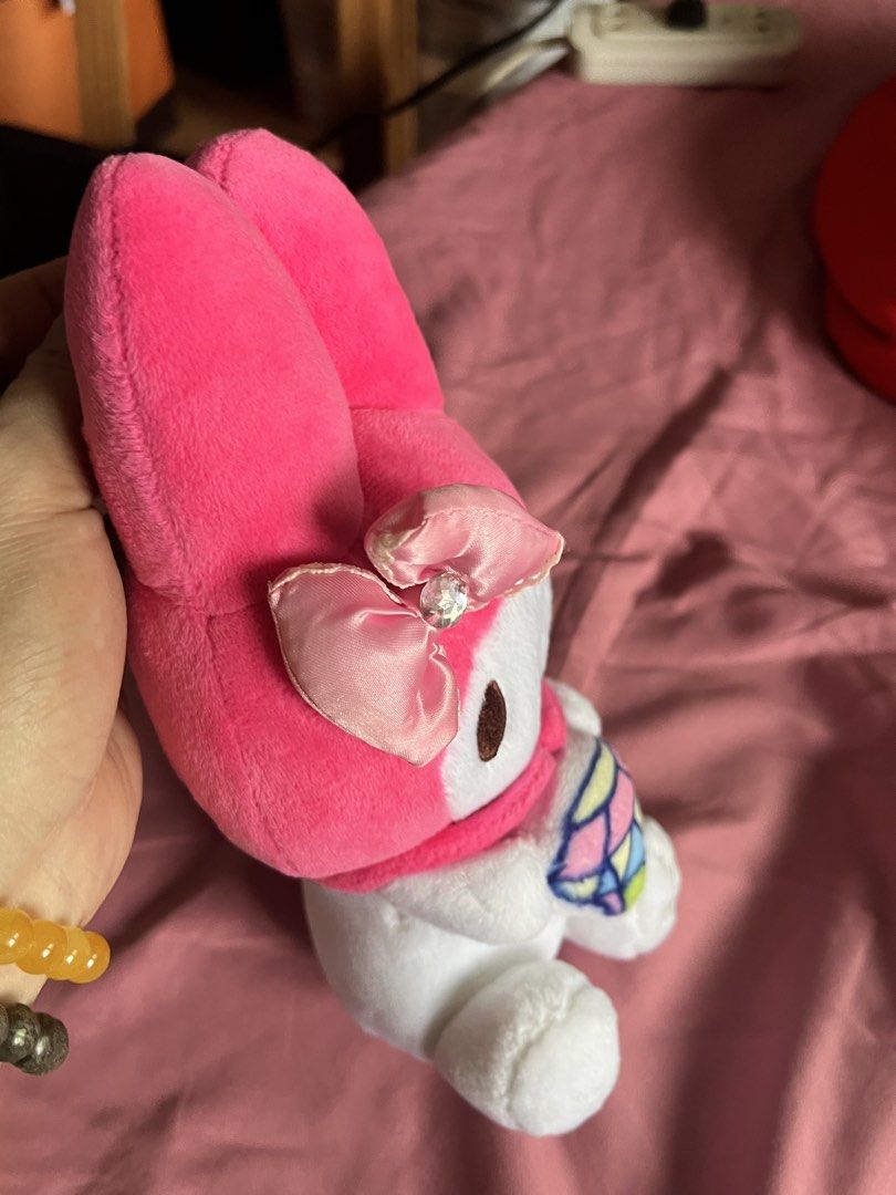 My melody pink w diamond plush (Category: Plushies & Soft Toys) located in Paranaque City. Submitted by bonsaiart (Listing ID 1465976185, Image 3). Description: Pre owned Good condition 1350+sf Payment via gcash or paymaya Shipping via j&t No to cod/ cop/ meetup.