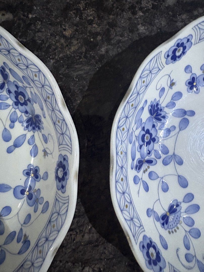 Narumi Milano Shallow Bowls (Category: Dinnerware & Cutlery) located in Manila. Submitted by foundhouseph (Listing ID 1466149400, Image 3). Description: Narumi Milano Shallow Bowls Price: take all at 200php Quantity: 5 pcs. Condition: complete gold loss. Well-used. Size: 5.5 inches.