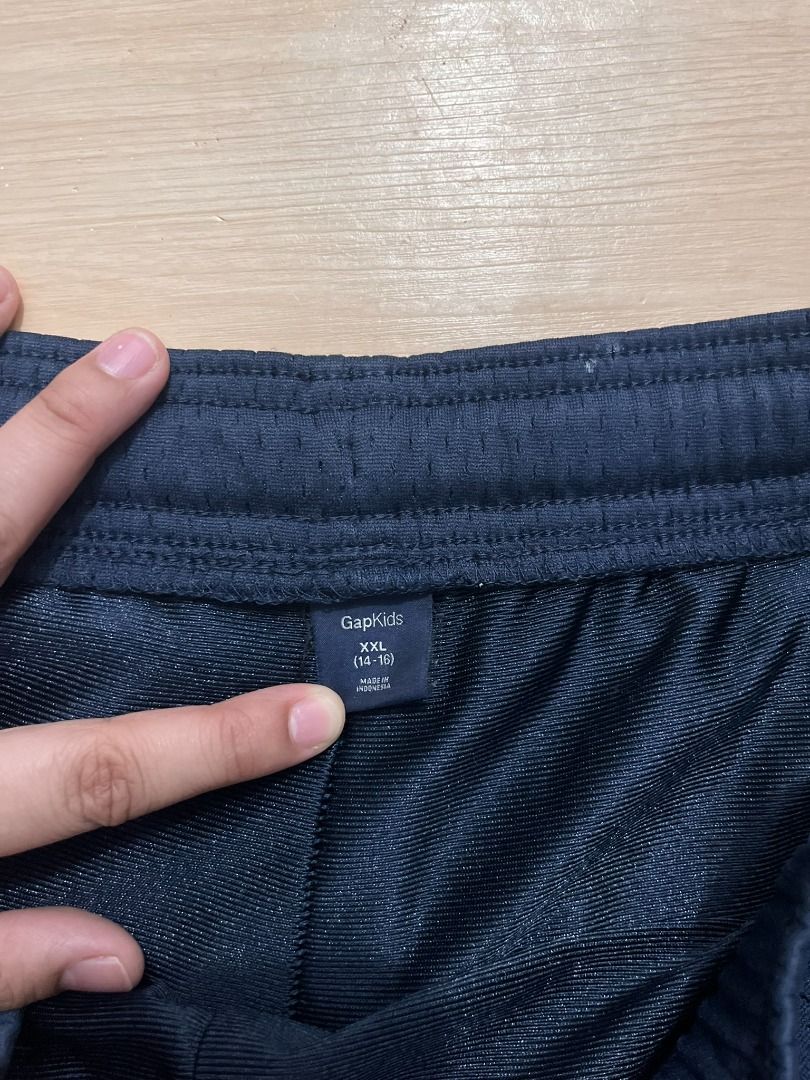 Navy Blue Athletic Mesh Shorts (Category: Shorts) located in Muntinlupa City. Submitted by keenlion_22f510 (Listing ID 1466026085, Image 3). Description: - Color: Classic Navy Blue - Material: Breathable mesh fabric for maximum airflow - Waistband: Comfortable elastic with great stretch - Versatile: Ideal for gym workouts, running, lounging, or casual daily errands - Style: Simple solid design that easily matches any t-shirt.
