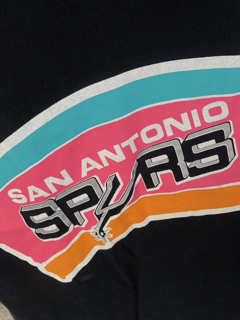 NBA San Antonio Spurs Tanktop (Category: Tshirts & Polo Shirts ) located in Santa Rosa. Submitted by thriftandwrap.2020 (Listing ID 1466102950, Image 2). Description: •𝑺𝒊𝒛𝒆:Small fit to Med •𝑪𝒐𝒏𝒅𝒊𝒕𝒊𝒐𝒏:Excellent •𝑪𝒐𝒍𝒐𝒓 𝒓𝒂𝒕𝒆:9/10 𝗠𝗶𝗻𝗲 380.