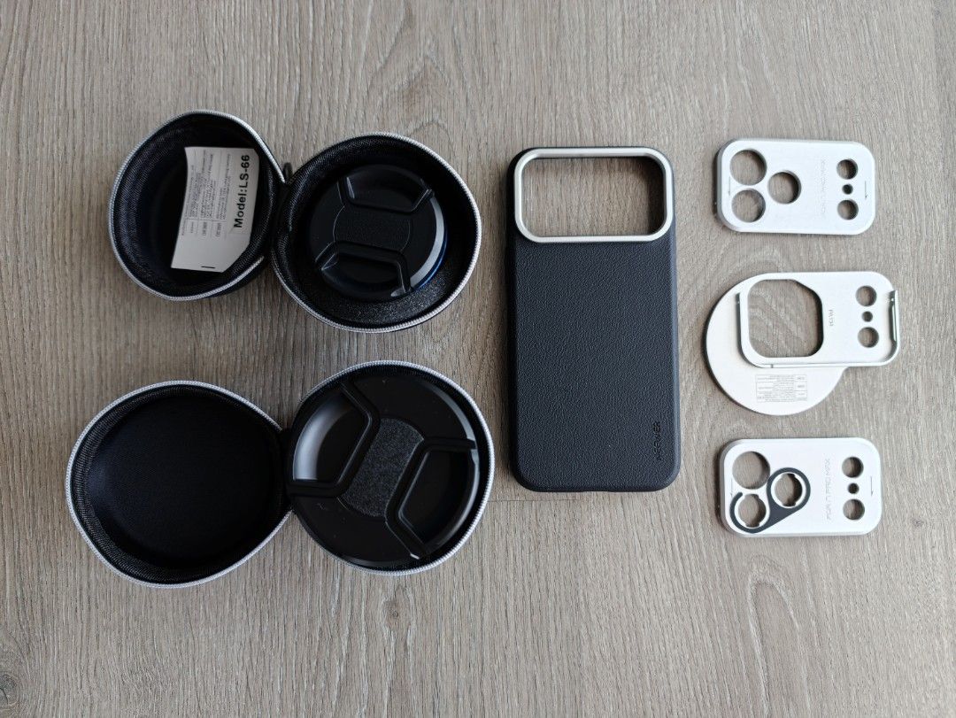 Neewer iphone 17 pro max case and lens (Category: Cases & Sleeves) located in Manila. Submitted by ddxss (Listing ID 1465963390, Image 2). Description: Neewer lens 85mm with pouch Neewer lens 65mm with pouch iPhone 17 pro max case with 17mm thread adaptor, 67mm filter adaptor and t mount lens adaptor. .