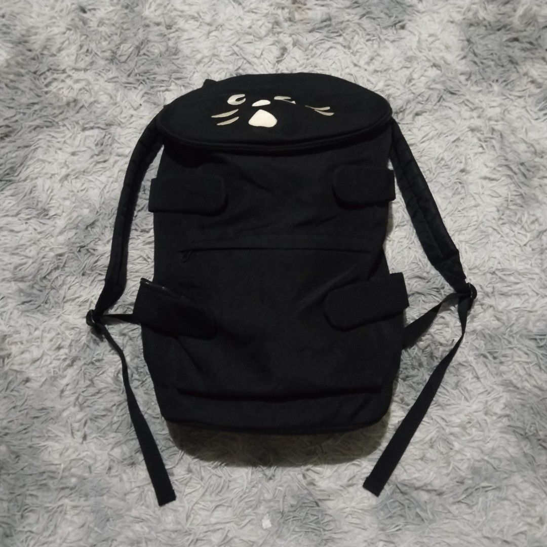 NE-NET BACK PACK (Category: Backpacks) located in Cavite. Submitted by realdeal98 (Listing ID 1466117601, Image 1). Description: Issey Miyake x Ne-net Back Pack - Excellent condition - Adjustable - Multi pocket Measurement when Iaid flat 16 inches width 21 inches length 5.5 inches depth 3380 shipped via JNT.