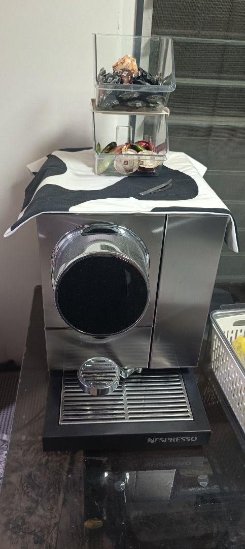 Nespresso Momento 100 (Category: Coffee Machines & Makers) located in Caloocan City. Submitted by chrsgilmonte654 (Listing ID 1466013550, Image 2). Description: In very good condition coffee machine Nespresso Momento 100 with free capsule freebies Can Ship nationwide RFS: extra machine, need funds also..