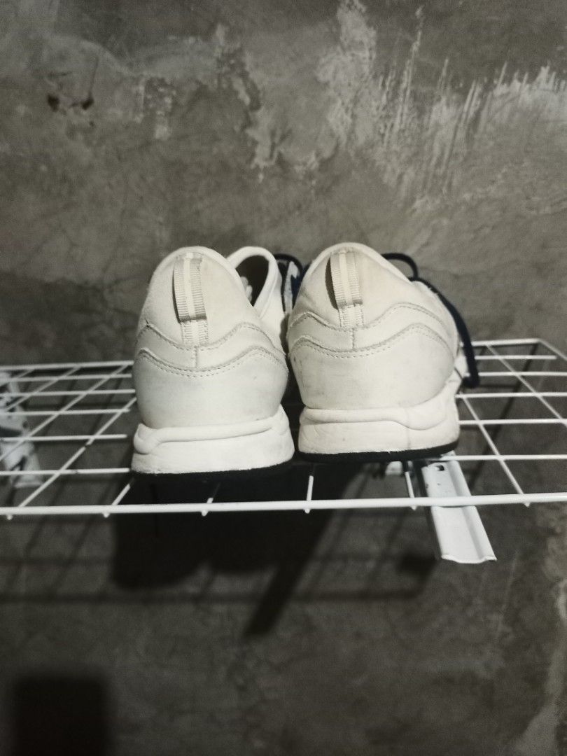 NEW BALANCE 247 (Category: Sneakers) located in Mabalacat. Submitted by hasashoe (Listing ID 1466155553, Image 3). Description: SIZE ON PIC EXCELLENT CONDITION GOOD WORKING PERFORMANCE WEAR AND GO.