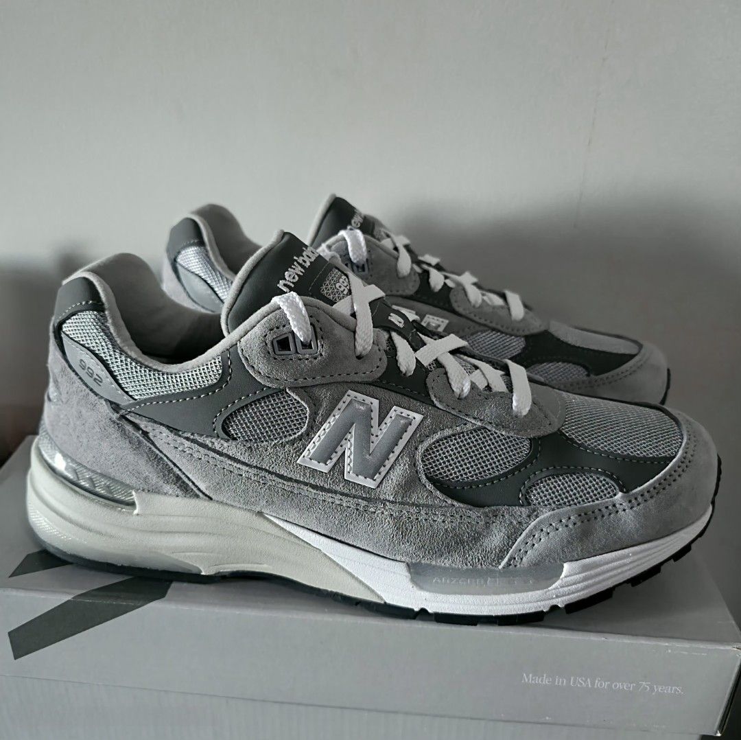 [Final price] New Balance 992 (US 9.5) (Category: Sneakers) located in Taguig. Submitted by decluttering-no-trades (Listing ID 1466018307, Image 1). Description: SRP: 18,995 Selling: 16,000 RFS: Fitted only, realized needed to upsize after the return window.