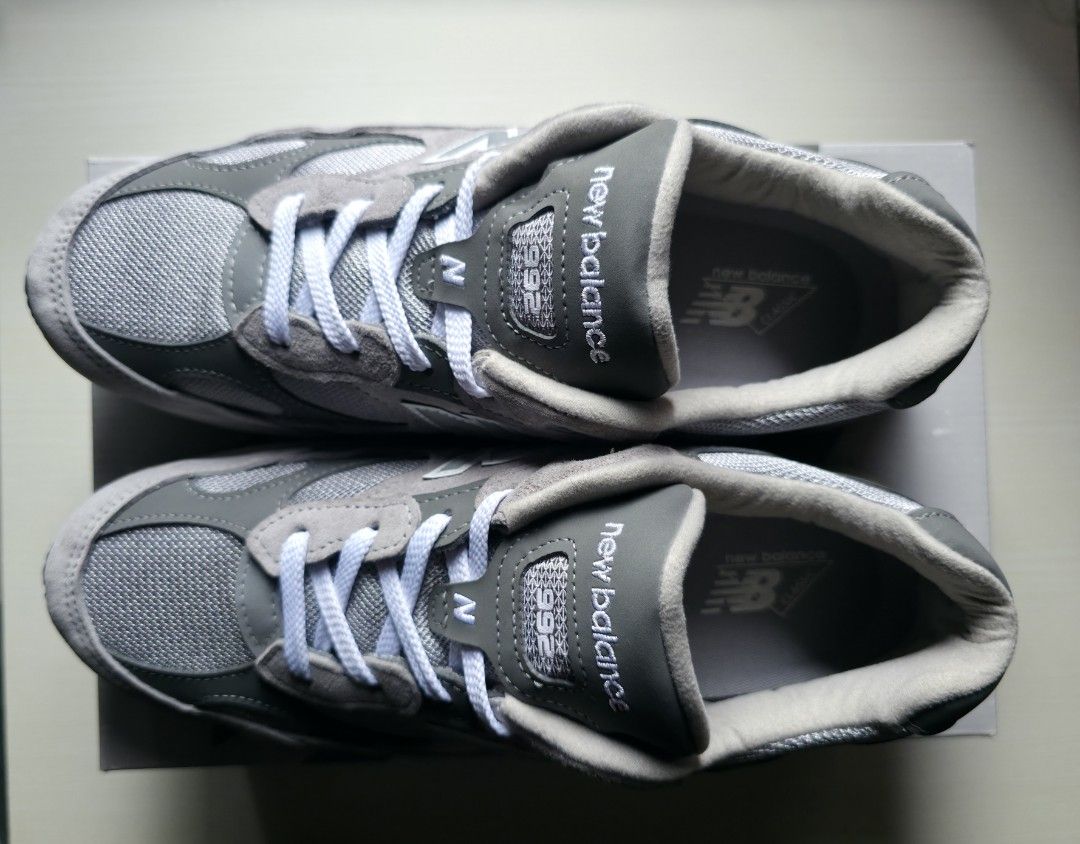 [Final price] New Balance 992 (US 9.5) (Category: Sneakers) located in Taguig. Submitted by decluttering-no-trades (Listing ID 1466018307, Image 2). Description: SRP: 18,995 Selling: 16,000 RFS: Fitted only, realized needed to upsize after the return window.