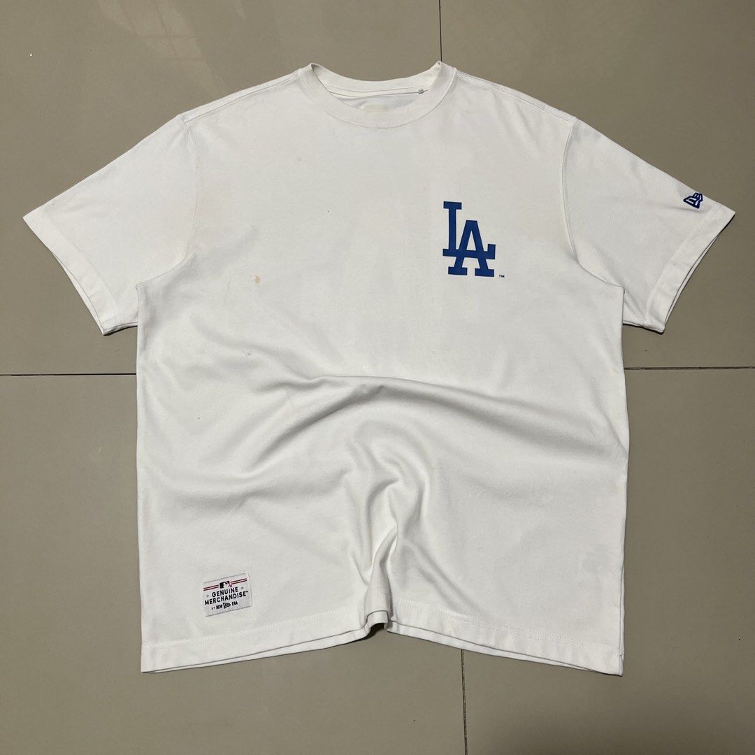 NEW ERA LA DODGERS EMBROID LOGO TEE (Category: Tshirts & Polo Shirts ) located in Manila. Submitted by balanse (Listing ID 1466094579, Image 2). Description: SIZE: M ON TAG DIMES: 22W X 28L EXCELLENT CONDITION. 9.9 HONEST COLOR RATE. ISSUE.: Minor Washable Dirt..