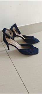 （分類：）位於 。 由 marinacb 提交（商品編號 1465985169，圖片 1）。簡介： 。