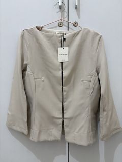 (Kategori: ) berada di . Dikirim oleh rosequartzz (ID iklan 1466051599, Gambar 1). Deskripsi: .