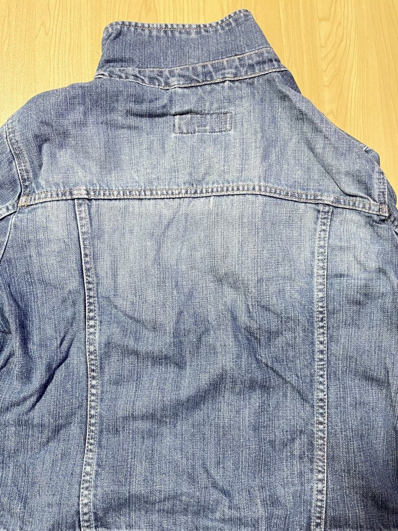 NEXT Denim Jacket (Category: Coats, Jackets and Outerwear) located in Quezon City. Submitted by unoweeko (Listing ID 1466148588, Image 3). Description: Pre-loved NEXT denim jacket. RFS: No longer wearing. No issues. UK: 14, EU: 42 Length: 19” Sleeves: 22.5” Chest: 13” Shoulder: 14” Waist: 17” Has zipper and buttons. Negotiable for SURE buyer..