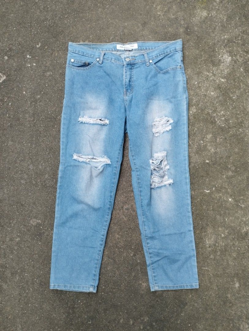 Next Jeans Denim Jeans (Category: Jeans) located in Manila. Submitted by neil_sellingaccount (Listing ID 1466071546, Image 1). Description: 33 waist 35 length 12 tigh 6.5 leghole good condition no issue.