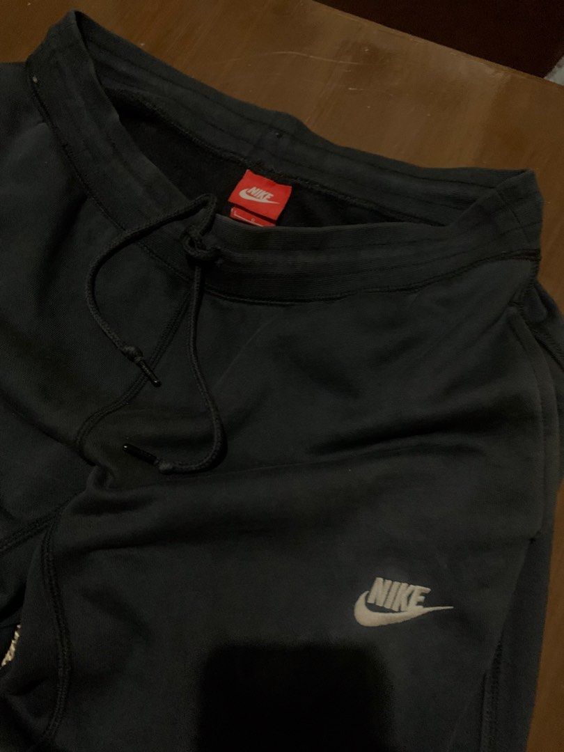 Nike Baggy Pants (Category: Sleep and Loungewear) located in Iloilo. Submitted by oddymer (Listing ID 1466065055, Image 3). Description: Authentic No issue Ready to use .