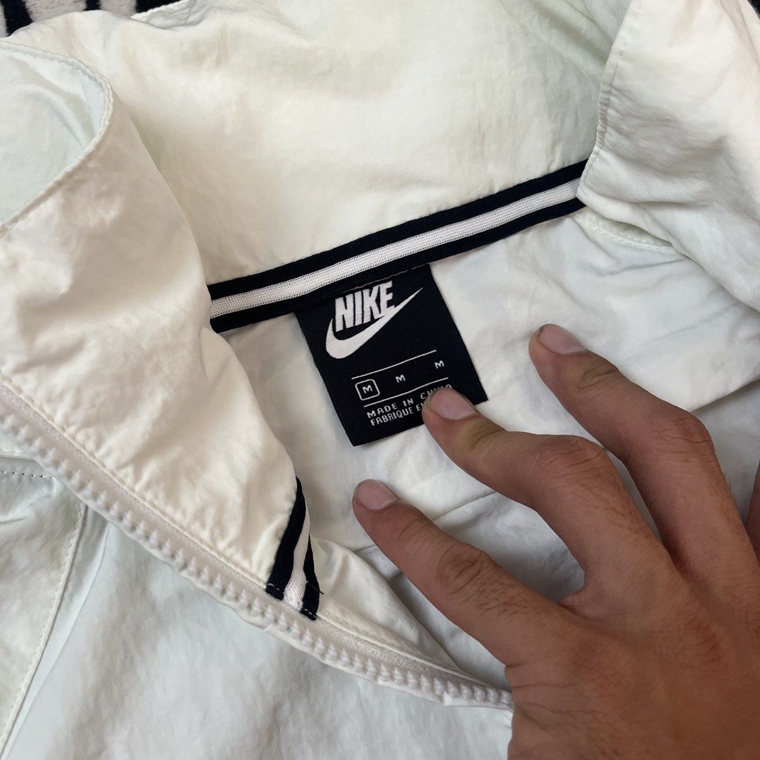 Nike bigswoosh packable jacket (Category: Coats, Jackets and Outerwear) located in Manila. Submitted by royaldripmanila (Listing ID 1465980938, Image 3). Description: Excellent condition W24 L26.