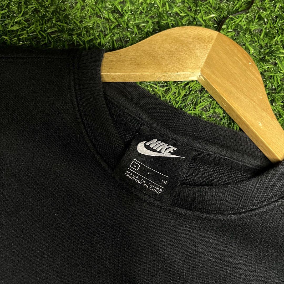 Nike Black Crewneck Sweatshirt Size S (Category: Coats, Jackets and Outerwear) located in Argao. Submitted by secondcyclecollection (Listing ID 1465962721, Image 3). Description: - Brand: Nike - Item: Classic Crewneck Sweatshirt - Color: Black with embroidered white swoosh - Size: Small (S) - Material: 80% Cotton Blend - Details: Ribbed collar, cuffs, and hem; style code 804343-010 - Condition: Clean, warm, and perfect for daily wear .
