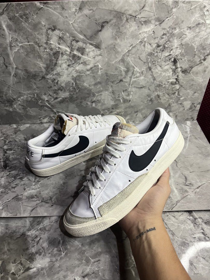 NIKE BLAZER LOW (Category: Sneakers) located in Manila. Submitted by labuntogra93349 (Listing ID 1466079158, Image 2). Description: NIKE BLZER LOW.