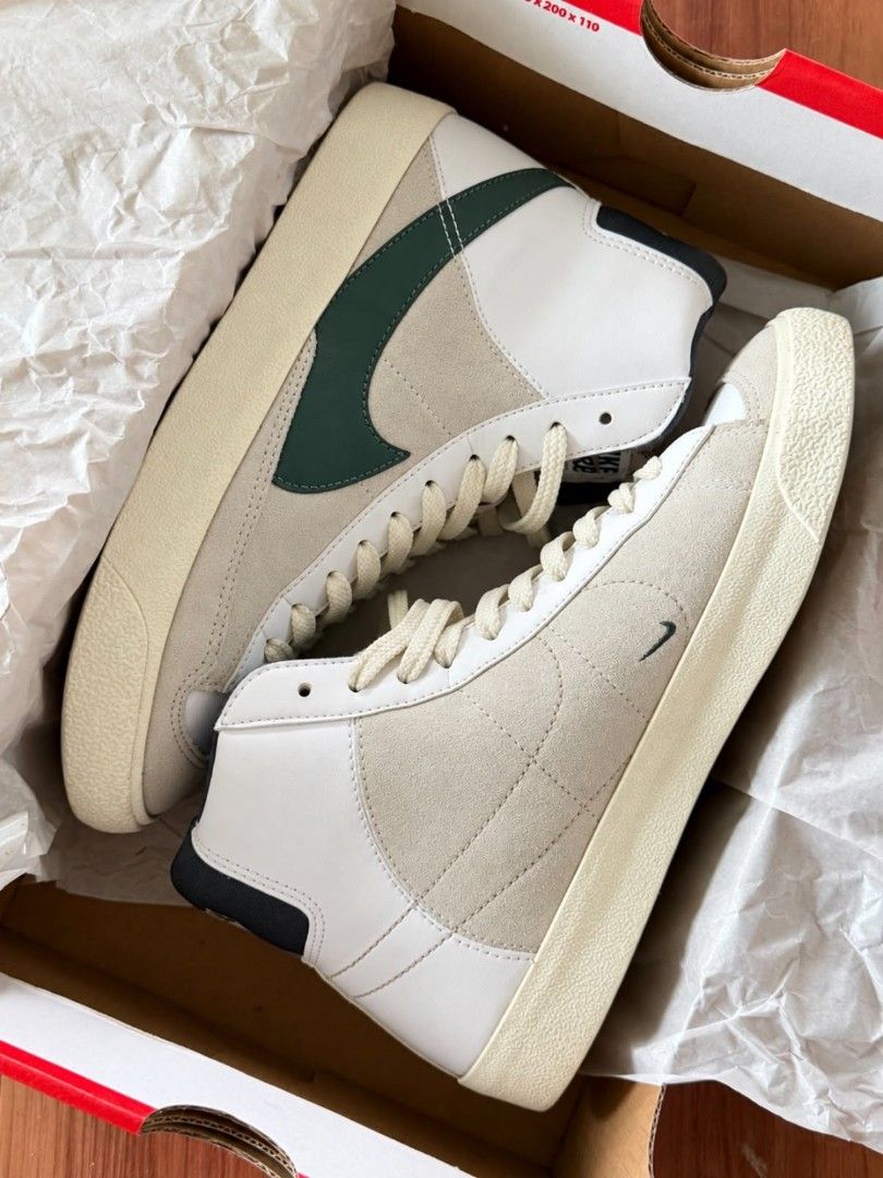 Nike Blazer Mid '77 SE (Category: Sneakers) located in Manila. Submitted by engelinerlln (Listing ID 1466003128, Image 1). Description: Nike Blazer Mid '77 SE • Size: US - Women 7 / UK - 38 • Color: White / Pale Ivory / Hemp / Vintage Green • Original box included • Bought from Nike app.