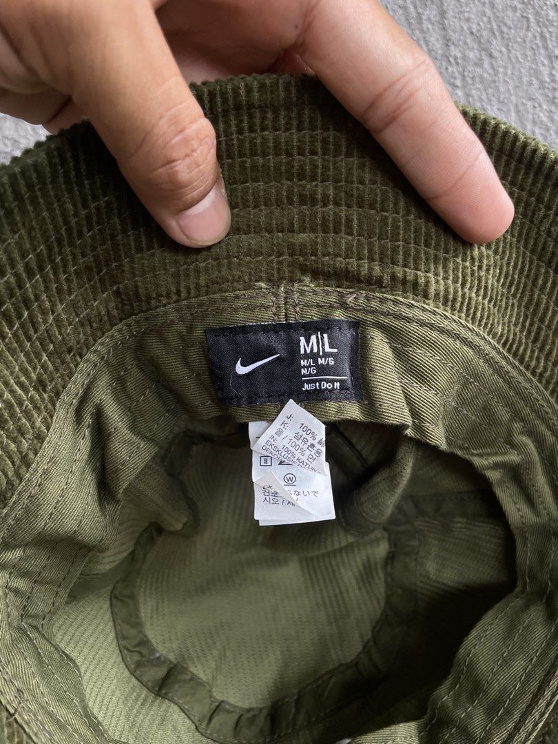 Nike Bucket Hat Corduroy (Category: Caps & Hats) located in Polomolok. Submitted by michaelorodio9504 (Listing ID 1466155284, Image 3). Description: One size Fit All No issue Excellent 9.5/10 Color rate.