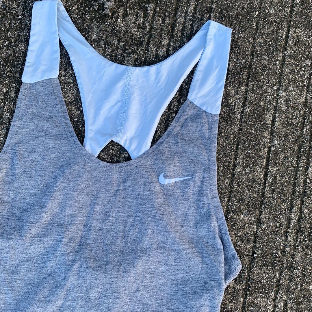 Nike Dri-Fit Active tops (Category: Activewear) located in Manila. Submitted by _thrift.clothes._ (Listing ID 1465956156, Image 2). Description: Size:Small.